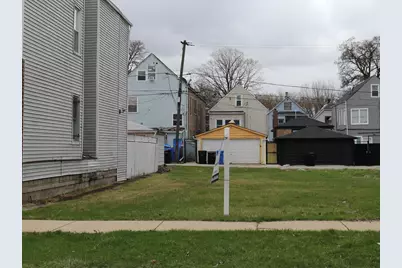 5244 S Honore Street, Chicago, IL 60609 - Photo 1
