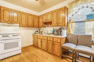 2246 N Kedvale Ave, Chicago, IL 60639 - Photo 12