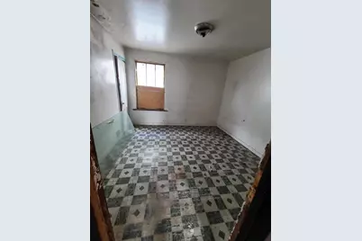 10452 S State Street, Chicago, IL 60628 - Photo 12