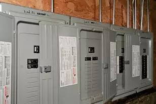 3639 N Greenview Ave, Chicago, IL 60613 - Photo 10