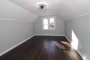 [Address not provided], Chicago, IL 60637 - Photo 10