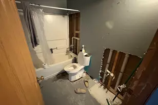 12235 Fairway Cir, Blue Island, IL 60406 - Photo 12