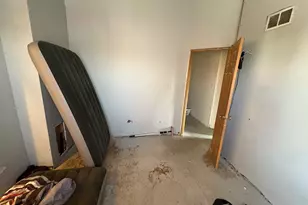 12235 Fairway Cir, Blue Island, IL 60406 - Photo 8