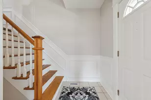 129 S Prairie St, Batavia, IL 60510 - Photo 4