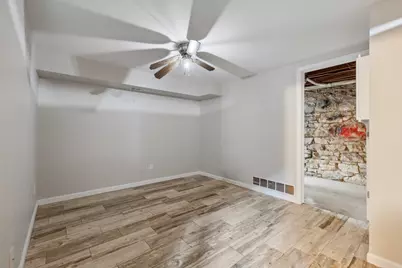 129 S Prairie Street, Batavia, IL 60510 - Photo 34