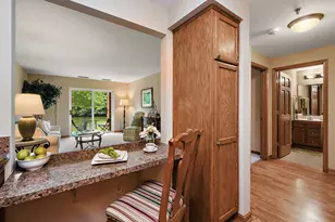 10300 Village Circle Dr, Palos Park, IL 60464 - Photo 4