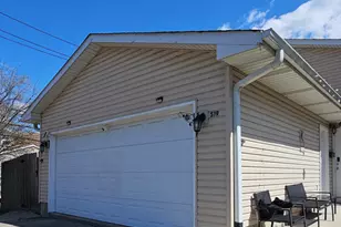 519 Greenwood Dr, Round Lake Park, IL 60073 - Photo 2