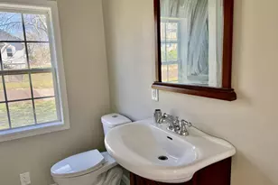 561 Laharpe St, Lasalle, IL 61301 - Photo 14