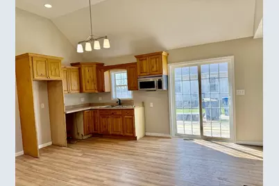 561 Laharpe Street, Lasalle, IL 61301 - Photo 10