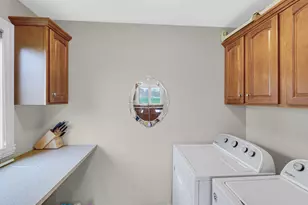 921 Tivoli Dr, Rockford, IL 61107 - Photo 16