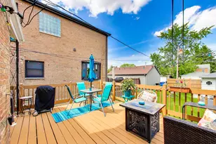 7830 W Berwyn Ave, Chicago, IL 60656 - Photo 12