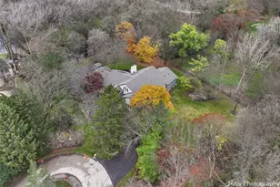 11 Lakewood Dr, Bannockburn, IL 60015 - Photo 6