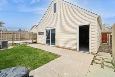 1530 N 39th Avenue, Stone Park, IL 60165 - Photo 18