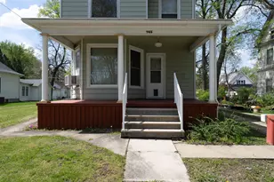 765 N Main St, Pontiac, IL 61764 - Photo 2