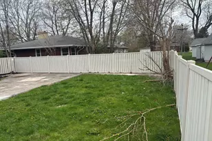 16083 School St, South Holland, IL 60473 - Photo 4