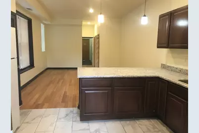 901 W Belmont Avenue, Chicago, IL 60657 - Photo 4