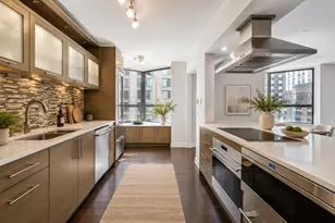 400 E Ohio St, Chicago, IL 60611 - Photo 4