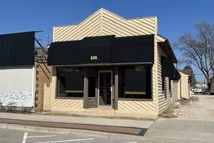 335 S Broadway St, Coal City, IL 60416 - Photo 1