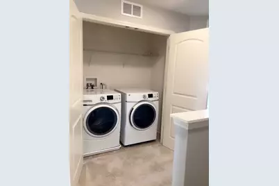 1100 Evergreen Avenue, Des Plaines, IL 60016 - Photo 18