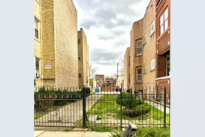 4855 W Jackson Boulevard, Chicago, IL 60644 - Photo 1