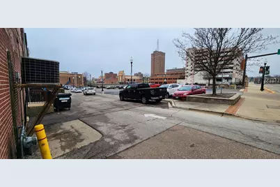 55 E New York Street, Aurora, IL 60505 - Photo 6
