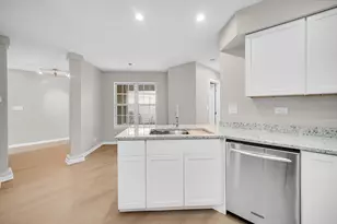 2073 Cambria Ct, Northbrook, IL 60062 - Photo 12