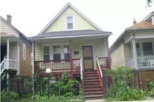8548 S Colfax Ave, Chicago, IL 60617 - Photo 2