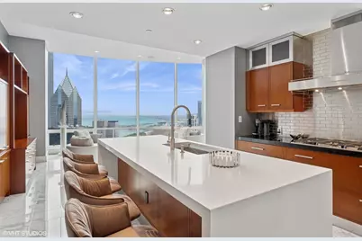 401 N Wabash Avenue #49G, Chicago, IL 60611 - Photo 8