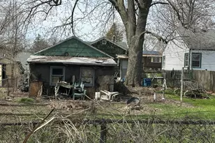 184 S Forest Ave, Bradley, IL 60915 - Photo 2