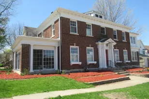 2 N Harlem Ave, Freeport, IL 61032 - Photo 2