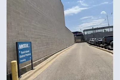 114 E Jefferson Street, Joliet, IL 60432 - Photo 4