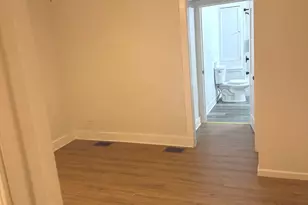 2318 Washington St, Waukegan, IL 60085 - Photo 6