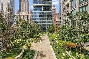 130 N Garland Ct, Chicago, IL 60602 - Photo 36