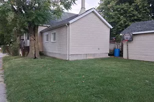 2610 Grunewald St, Blue Island, IL 60406 - Photo 4