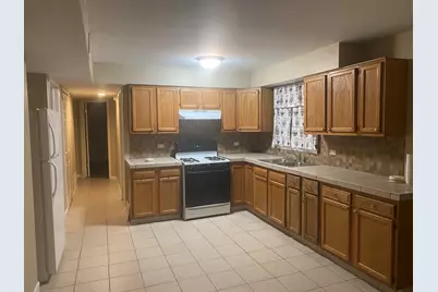 100 Luella Avenue, Calumet City, IL 60409 - Photo 6