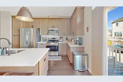 30W085 Brayman Court, Warrenville, IL 60563 - Photo 6