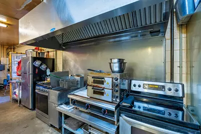 826 N Ladd Street, Pontiac, IL 61764 - Photo 10