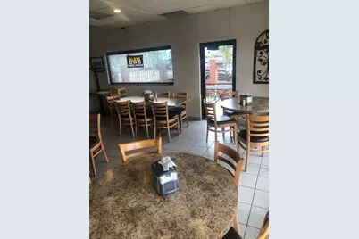 750 N Addison Road, Villa Park, IL 60181 - Photo 2