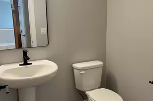 1732 Millstone Dr, Normal, IL 61761 - Photo 10