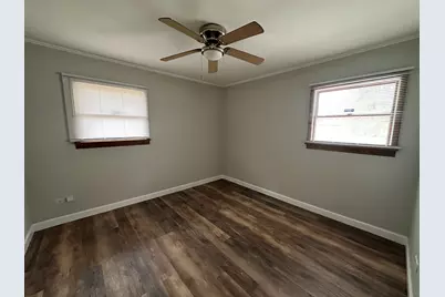 254 Blackhawk Drive, Park Forest, IL 60466 - Photo 8