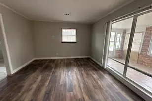 254 Blackhawk Dr, Park Forest, IL 60466 - Photo 2