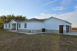 34769 Zilm Rd, Custer Park, IL 60481 - Photo 4