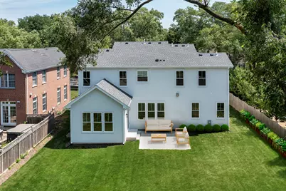 1060 Cedar Lane, Northbrook, IL 60062 - Photo 2