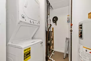 2710 N Artesian Ave, Chicago, IL 60647 - Photo 42