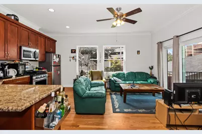 2710 N Artesian Avenue, Chicago, IL 60647 - Photo 4