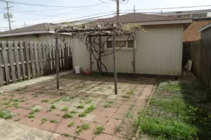 5057 W 32nd Pl, Cicero, IL 60804 - Photo 12