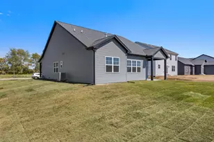 19 Meadow Dr, Monticello, IL 61856 - Photo 40