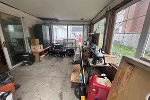 1010 E Illinois St, Wheaton, IL 60187 - Photo 12