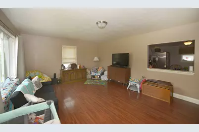 1307 W Washington Street, Ottawa, IL 61350 - Photo 2