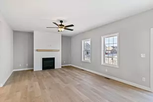 302 Sutton Dr, Savoy, IL 61874 - Photo 6